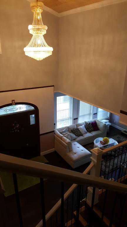 Vancouver Jenny'S Guesthouse โคควิทแลม ภายนอก รูปภาพ